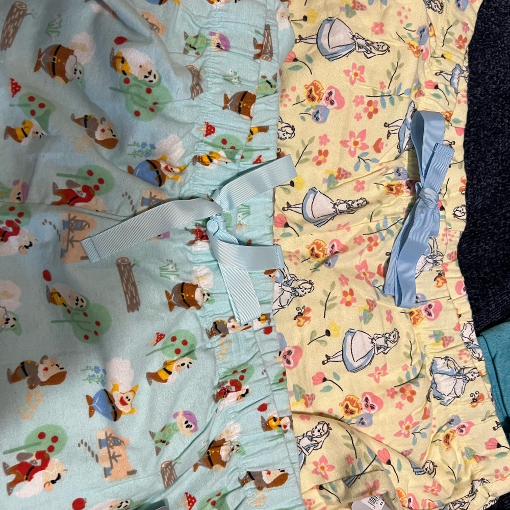 2 Disney pajama pants